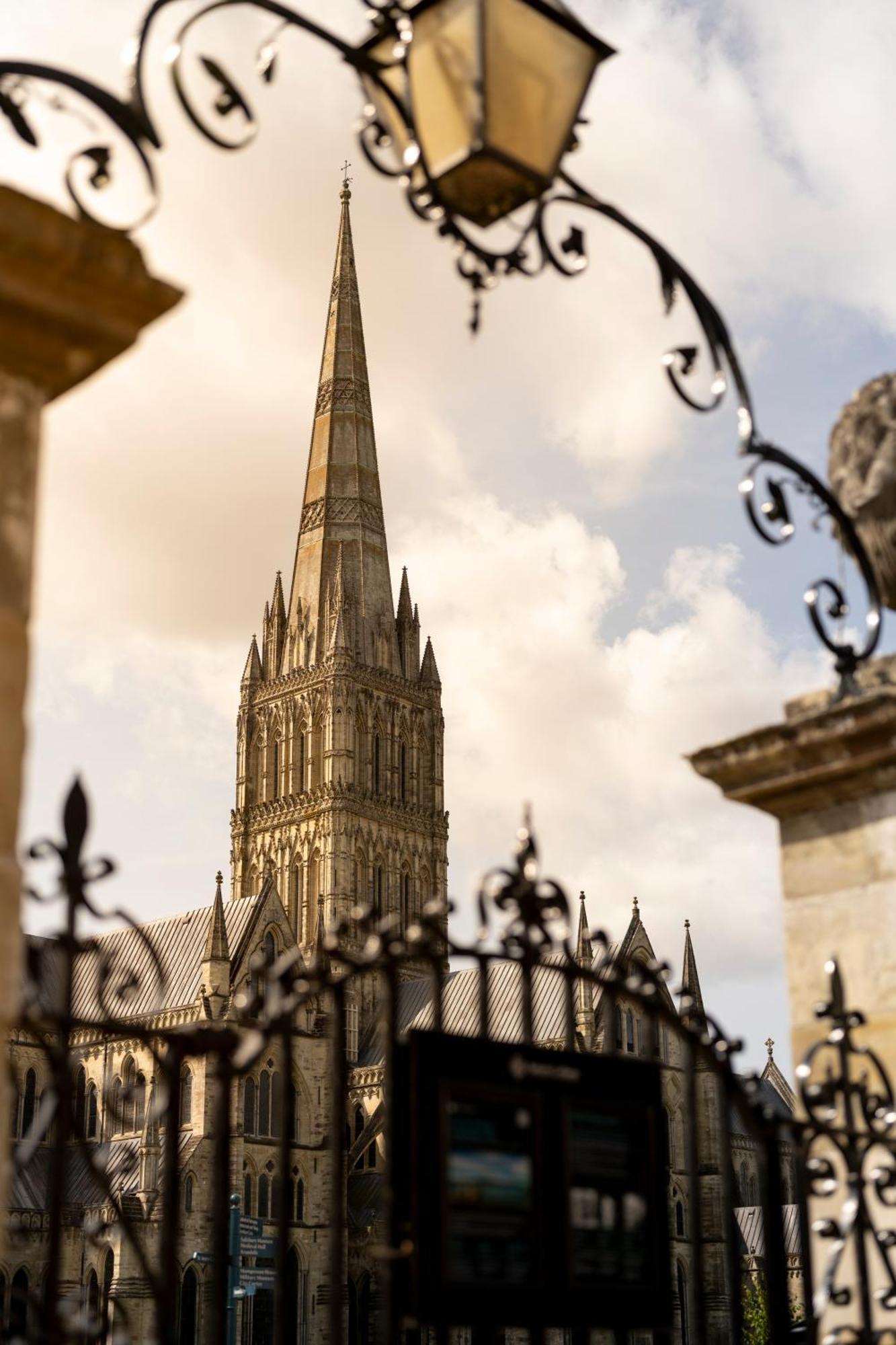 Sarum College ソールズベリー エクステリア 写真